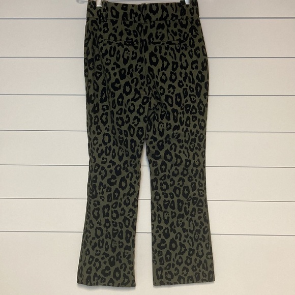 Derek Lam 10 Crosby Kick Flare Green & Black Leopard Print Jeans/Pants - Picture 6 of 13